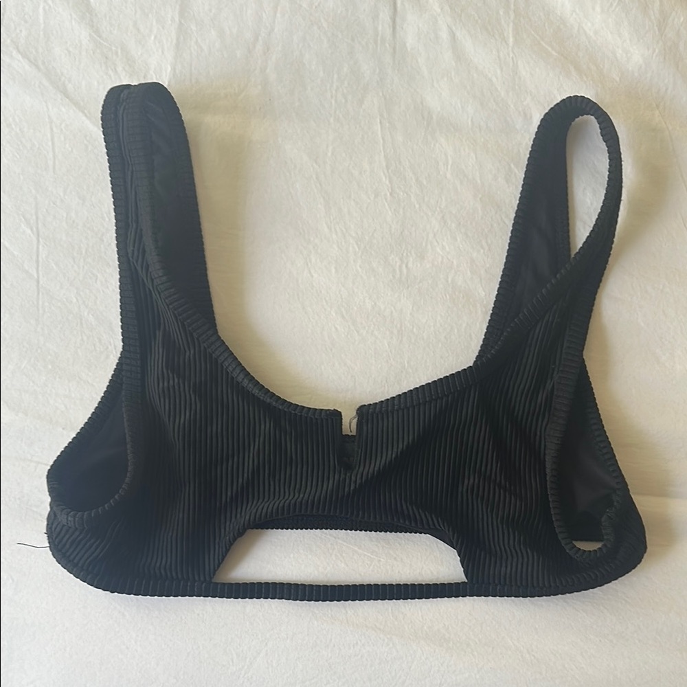 EUC Frankie’s Bikinis Cole Ribbed Scoop Bikini Top Size Large